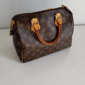 Louis Vuitton Speedy 25 Handbag Authentic
